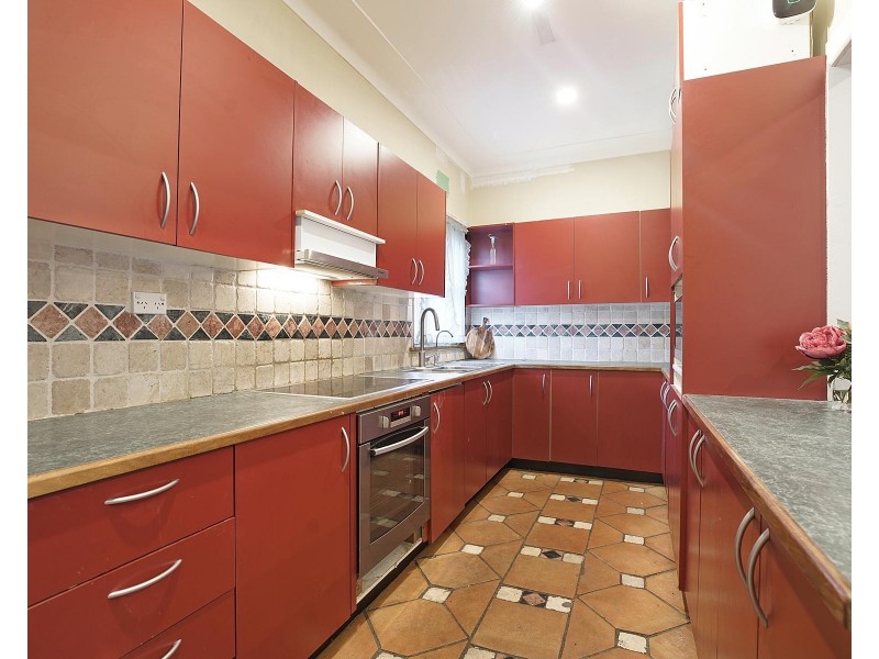 566 The Horsley Drive, Smithfield NSW 2164