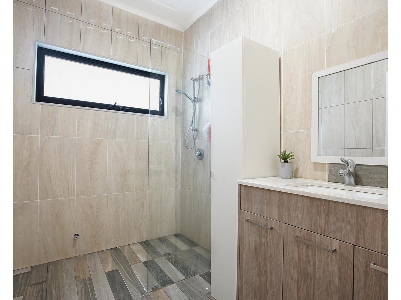 566 The Horsley Drive, Smithfield NSW 2164