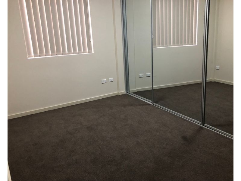 17/21 The Crescent, Fairfield NSW 2165