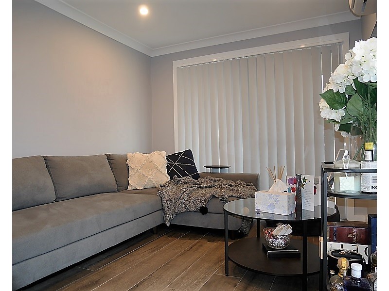 10a Hay Close, St Clair NSW 2759