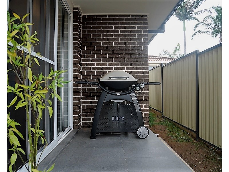 10a Hay Close, St Clair NSW 2759
