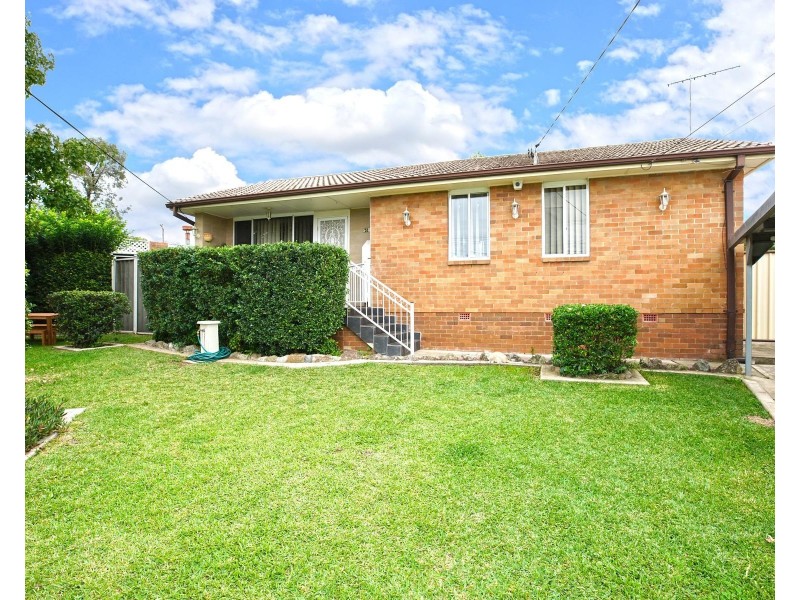 31 Bungulla Street, Sadleir NSW 2168