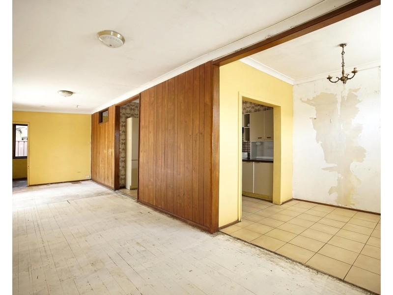 6 Dadswell Place, Mount Pritchard NSW 2170