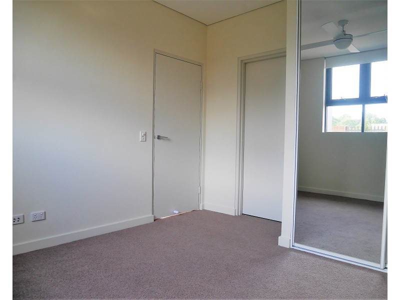 1/67 Newleaf Parade, Bonnyrigg NSW 2177