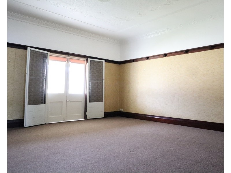 62 Corinda Street, St Johns Park NSW 2176