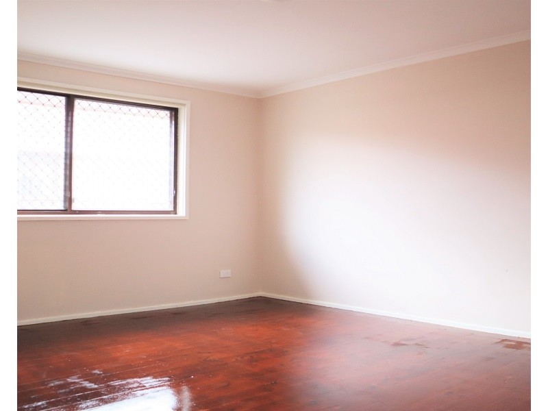 46 Caulfield Road, St Johns Park NSW 2176