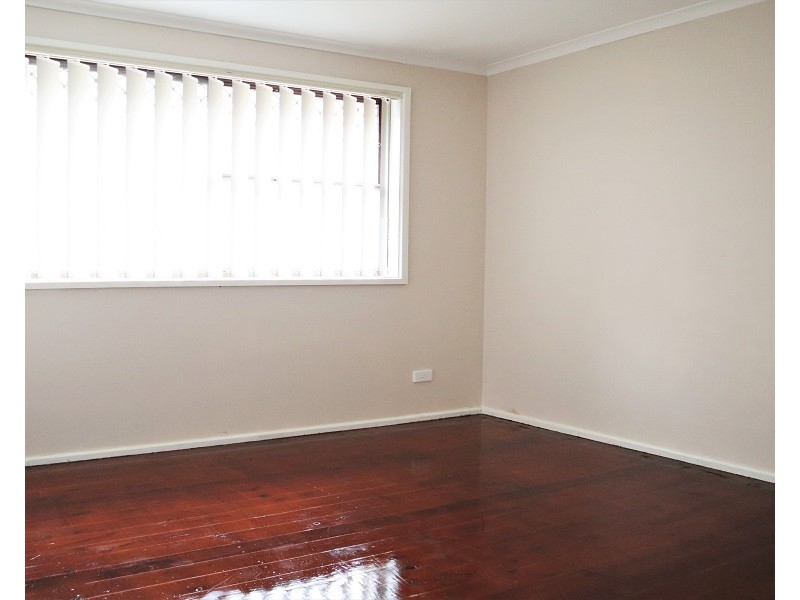 46 Caulfield Road, St Johns Park NSW 2176