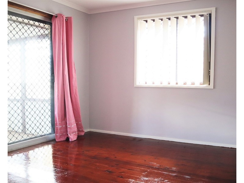 46 Caulfield Road, St Johns Park NSW 2176