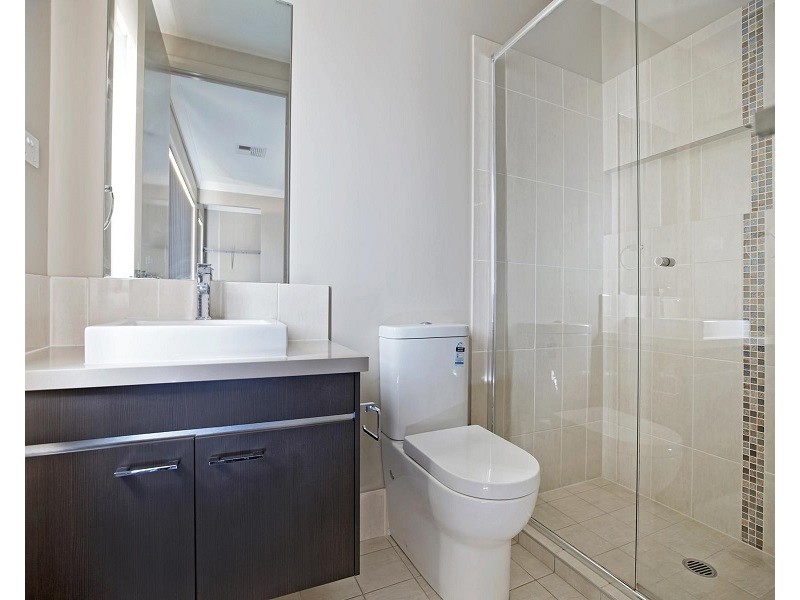 19 Buckingham Loop, Oran Park NSW 2570
