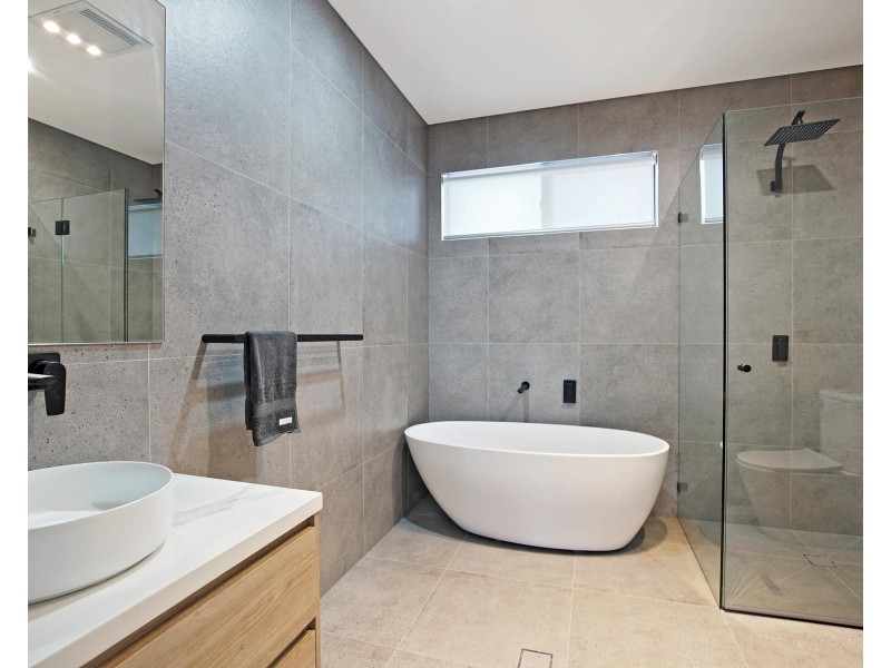 54 Commissioners Drive, Denham Court NSW 2565