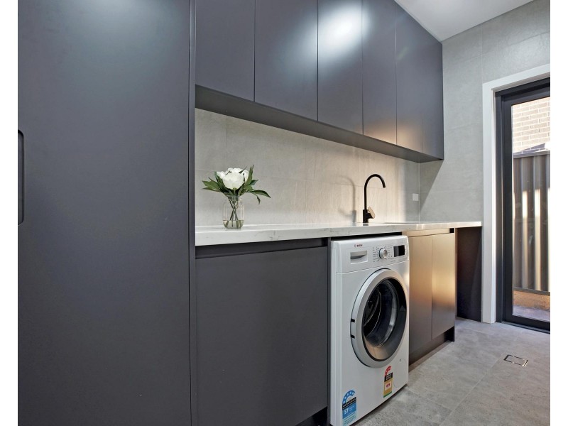 54 Commissioners Drive, Denham Court NSW 2565