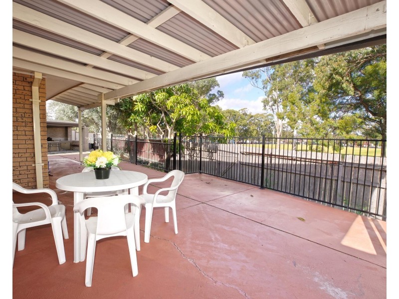 27 Natalie Crescent, Fairfield West NSW 2165