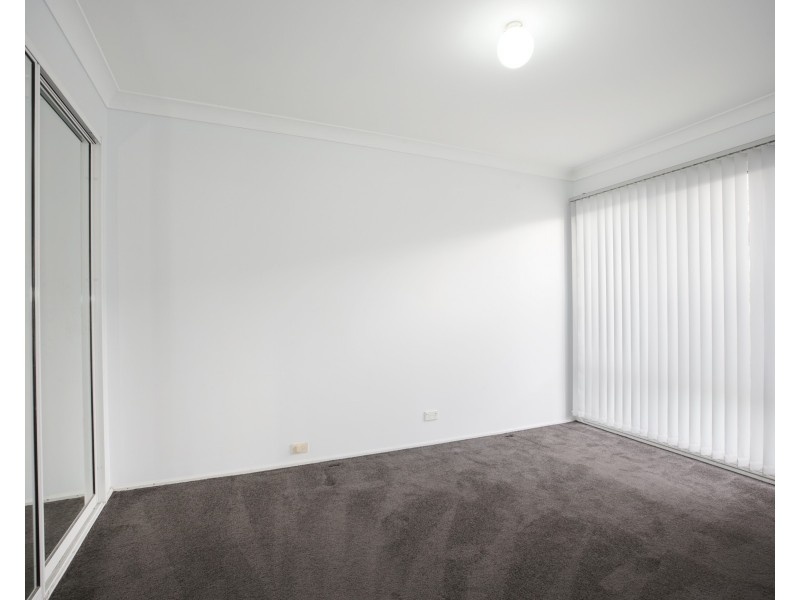 67 Melbourne Road, St Johns Park NSW 2176