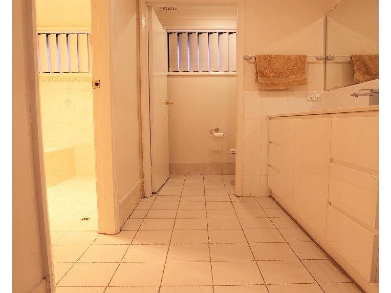 18 Corio Street, Prairiewood NSW 2176