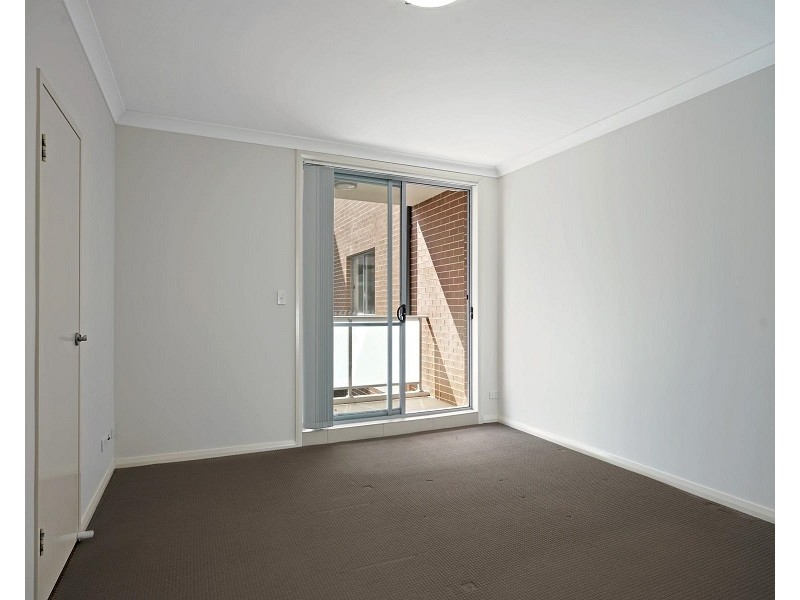 2 Kurrajong Road, Casula NSW 2170