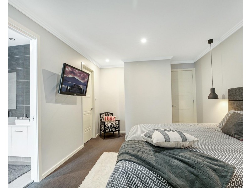 74 Inverell Avenue, Hinchinbrook NSW 2168