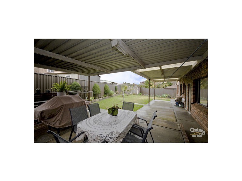 5 Kew Place, St Johns Park NSW 2176
