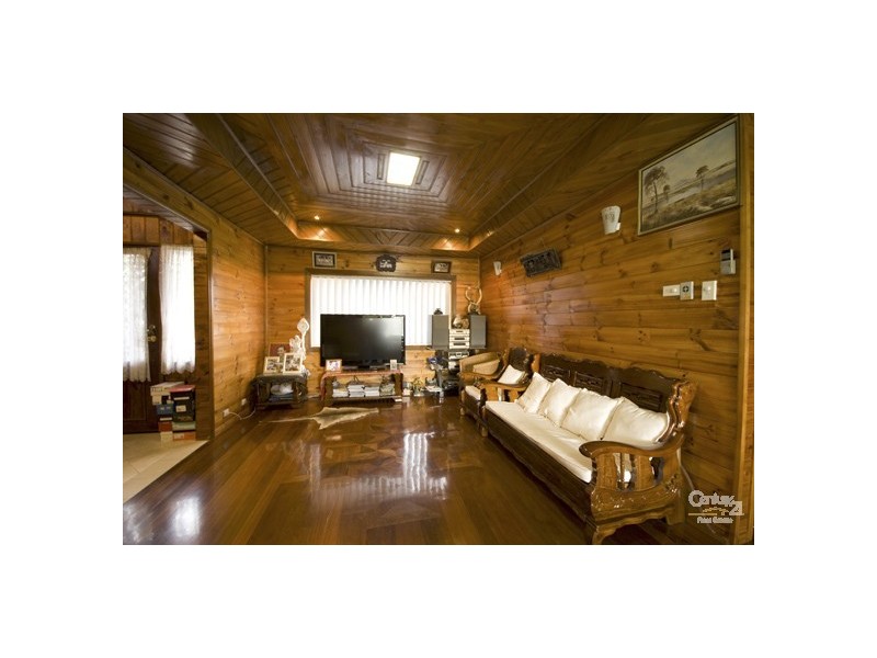 Fairfield West NSW 2165