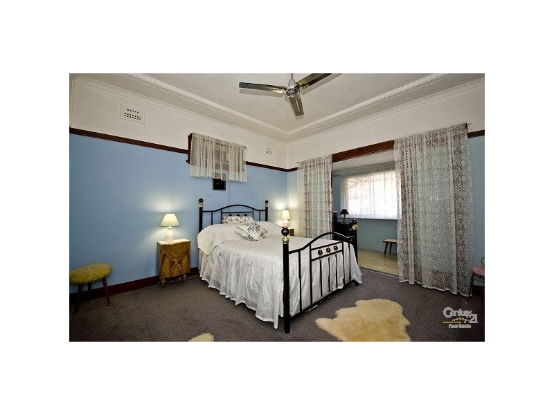 62 Wrentmore Street, Fairfield NSW 2165