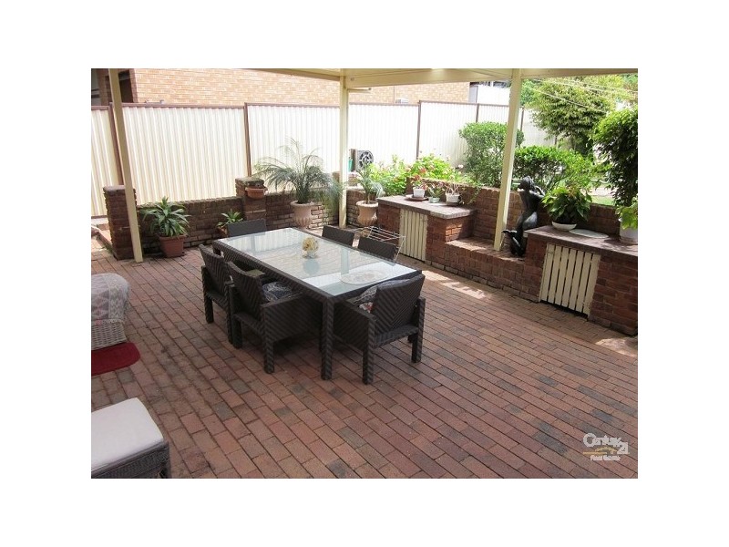 Greenfield Park NSW 2176