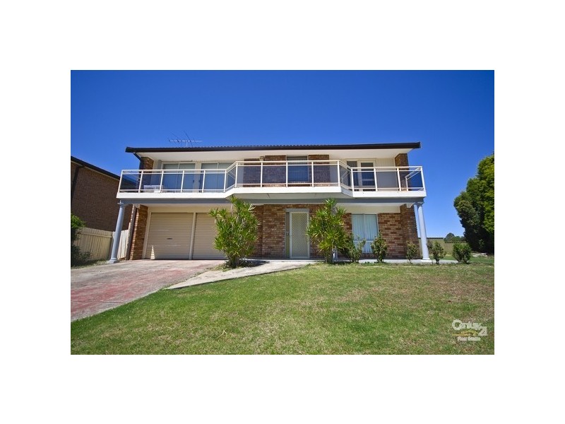 19 Tallowood Crescent, Bossley Park NSW 2176
