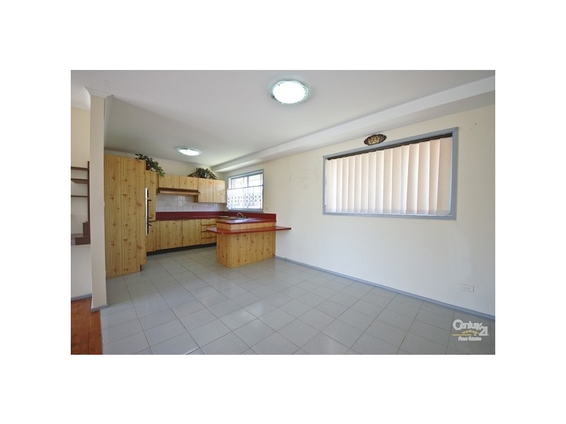 19 Tallowood Crescent, Bossley Park NSW 2176