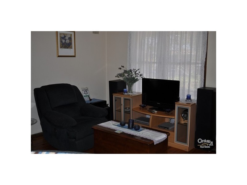 28 Cartwright Avenue, Miller NSW 2168