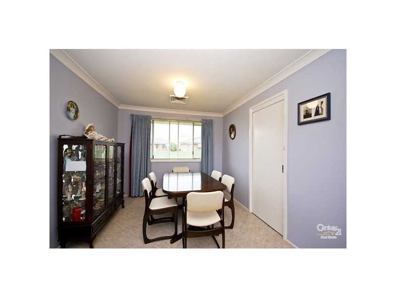 10 Macedon Street, Bossley Park NSW 2176