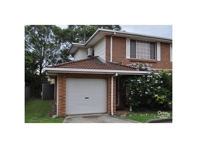 4 Jacquinot Place, Glenfield NSW 2167