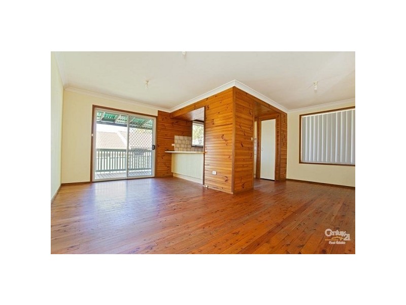 Edensor Park NSW 2176