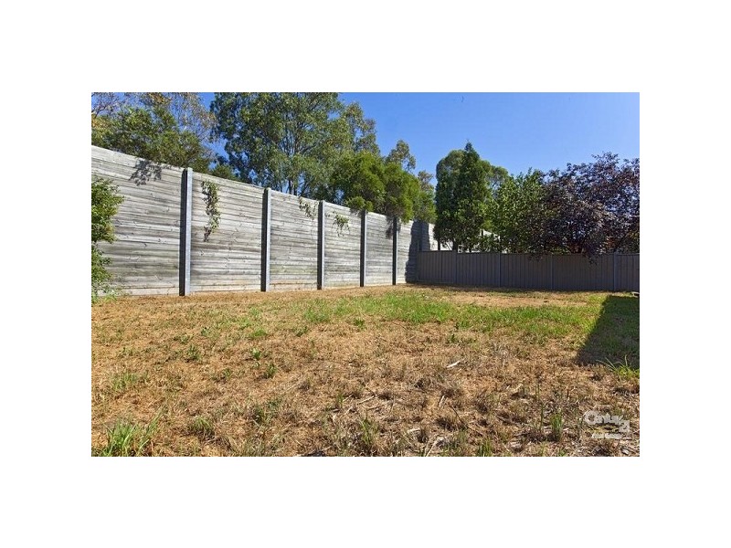 Edensor Park NSW 2176