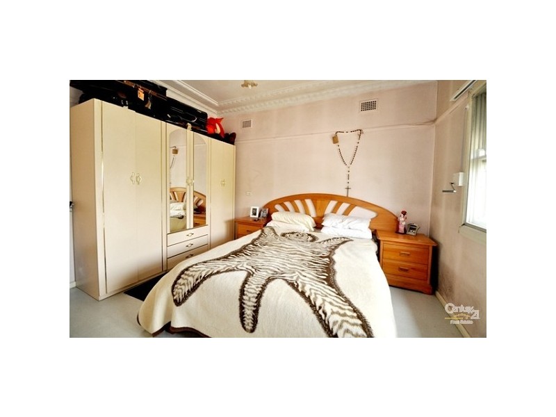 Canley Heights NSW 2166