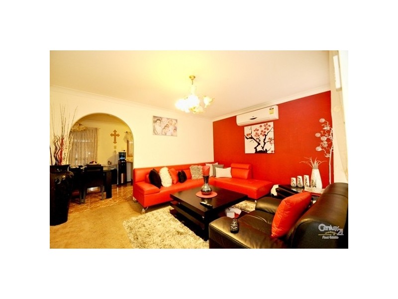 Edensor Park NSW 2176