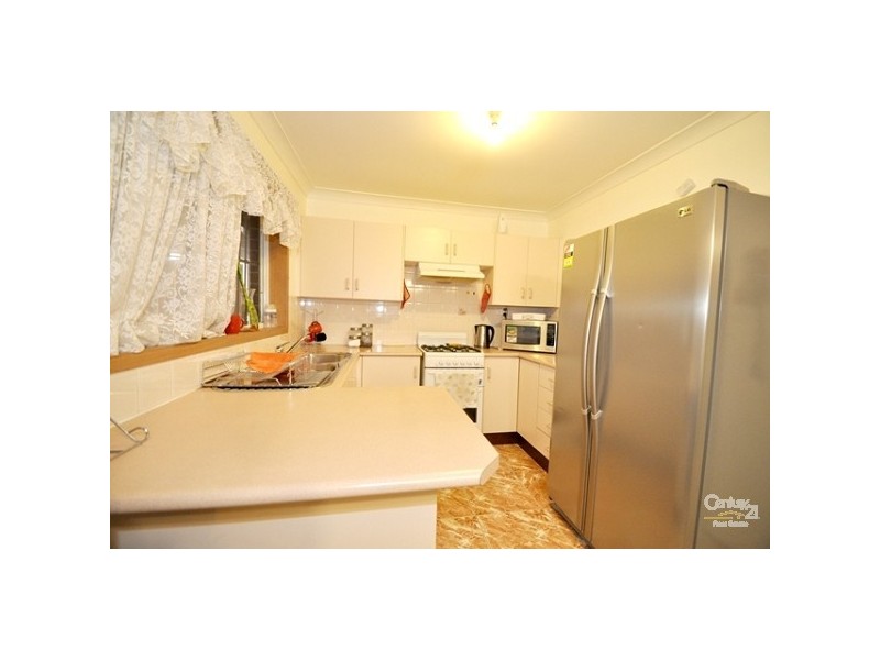 Edensor Park NSW 2176