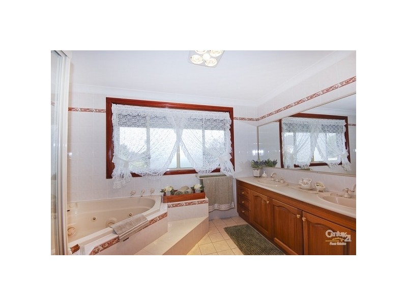 West Hoxton NSW 2171