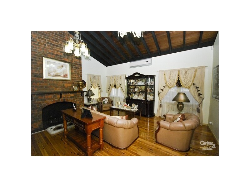 9 Stonehaven Parade, Cabramatta NSW 2166
