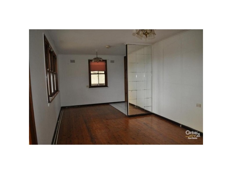 11A Welwyn Road, Canley Heights NSW 2166