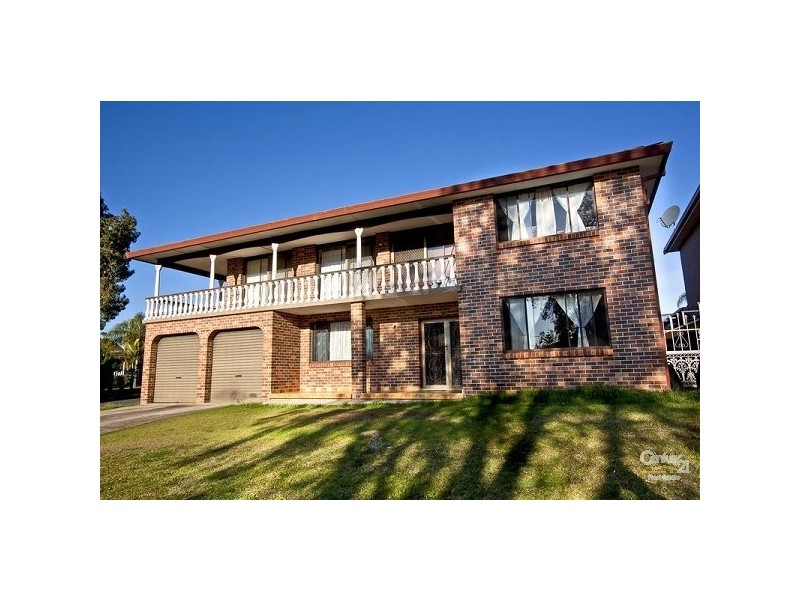6 Broadmeadow Street, St Johns Park NSW 2176