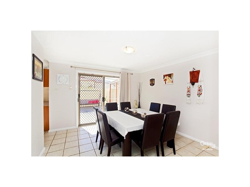 9 Bernier Way, Green Valley NSW 2168