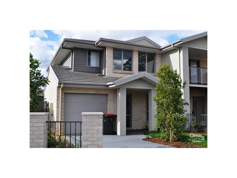 8 Reeves Crescent, Bonnyrigg NSW 2177