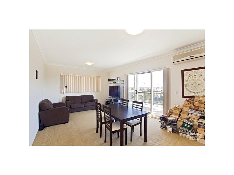 30/8-10 Browne Parade, Warwick Farm NSW 2170