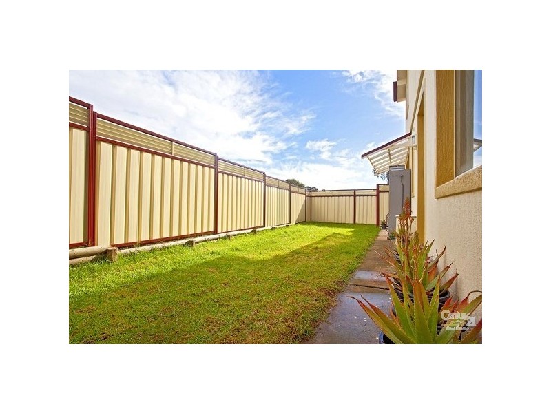 220 Cockatiel Cct, Green Valley NSW 2168