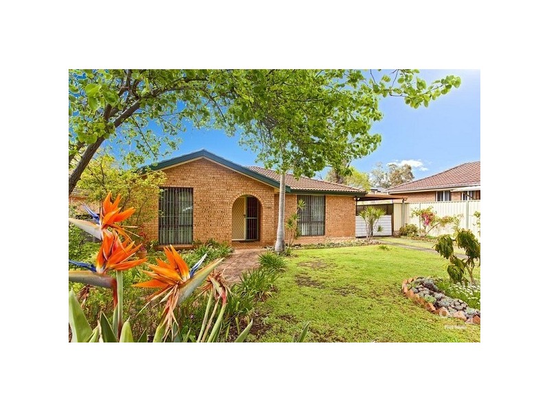 12a Idriess Place, Edensor Park NSW 2176