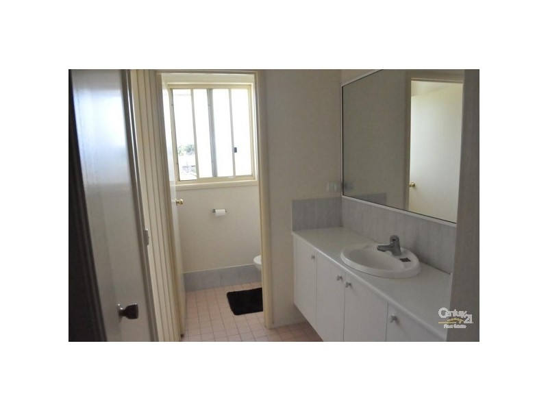 8B Bittern Close, Hinchinbrook NSW 2168