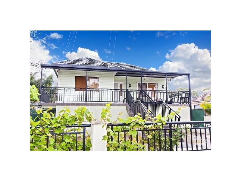 10 Knight St, Lansvale NSW 2166