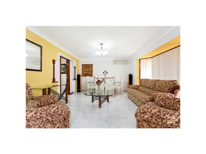 19 Flynn Place, Bonnyrigg Heights NSW 2177