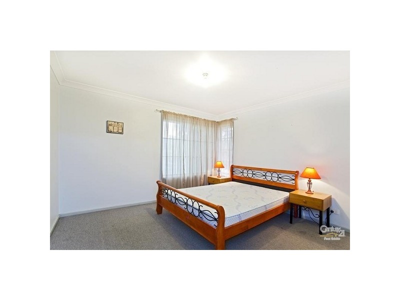 6 Gallipoli Street, Bossley Park NSW 2176