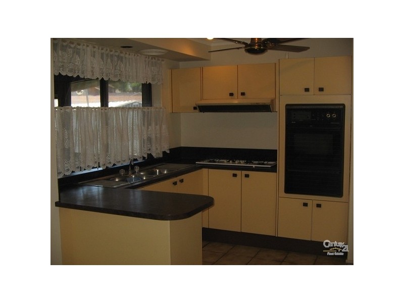 Bossley Park NSW 2176