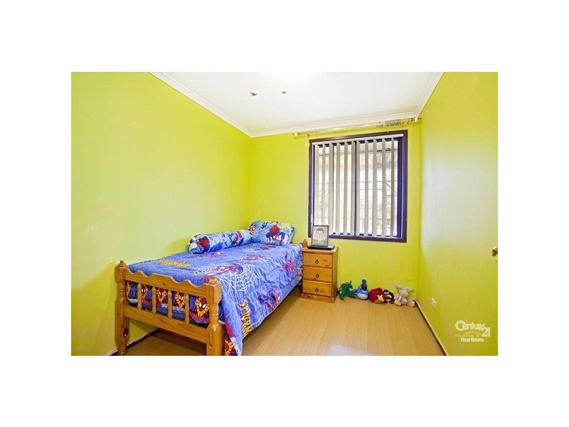 8 Wellard Place, Bonnyrigg NSW 2177