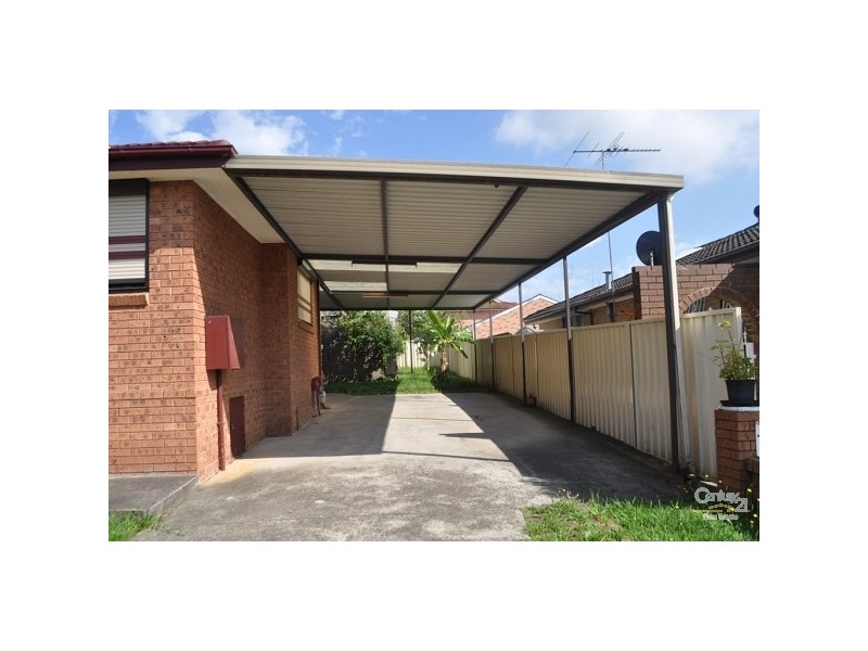 Edensor Park NSW 2176